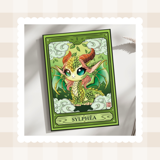 🌿 Carte postale Sylphéa – Le souffle du dragon de la forêt 🌿